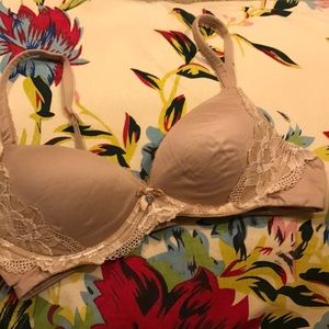 Victoria's Secret Body by Victoria Wireless Bra